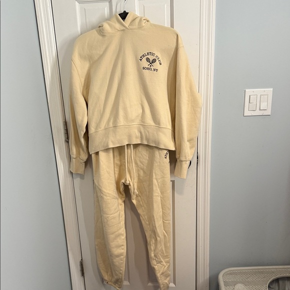 A&F set - Picture 2 of 4